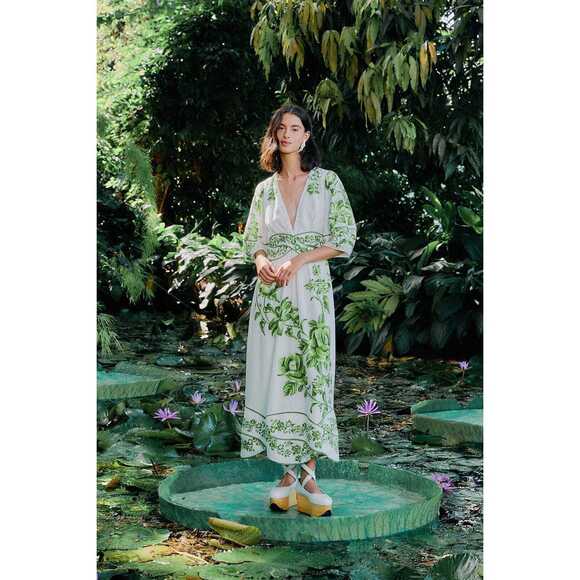 jennifer lopez dress green Farm Rio – Floral Mini Dress Mujer 731-006135 01 main image 0